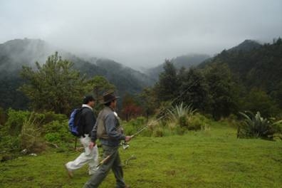Pescando truchas Arcoiris en Rio parte 1