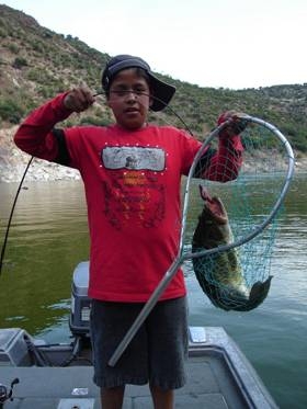 Ultimas resenas de la pesca en Zimapan Mayo - Junio 2007 Ultimas resenas de la pesca en Zimapan Mayo - Junio 2007