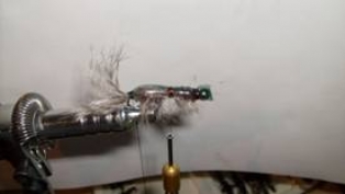 Atando un Acocil, para la pesca de trucha