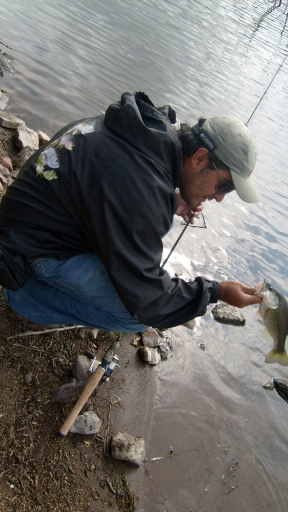 Pescando de orilla lobinas Juan Antonio Perez